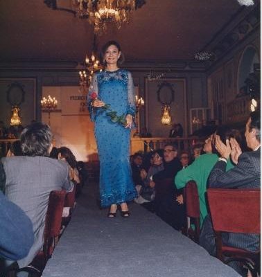 Jean-Louis Scherrer 1998  High fashion runway, Runway fashion couture,  Fashion dresses